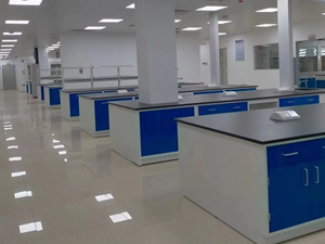 環(huán)保行業(yè)實(shí)驗(yàn)室家具案例